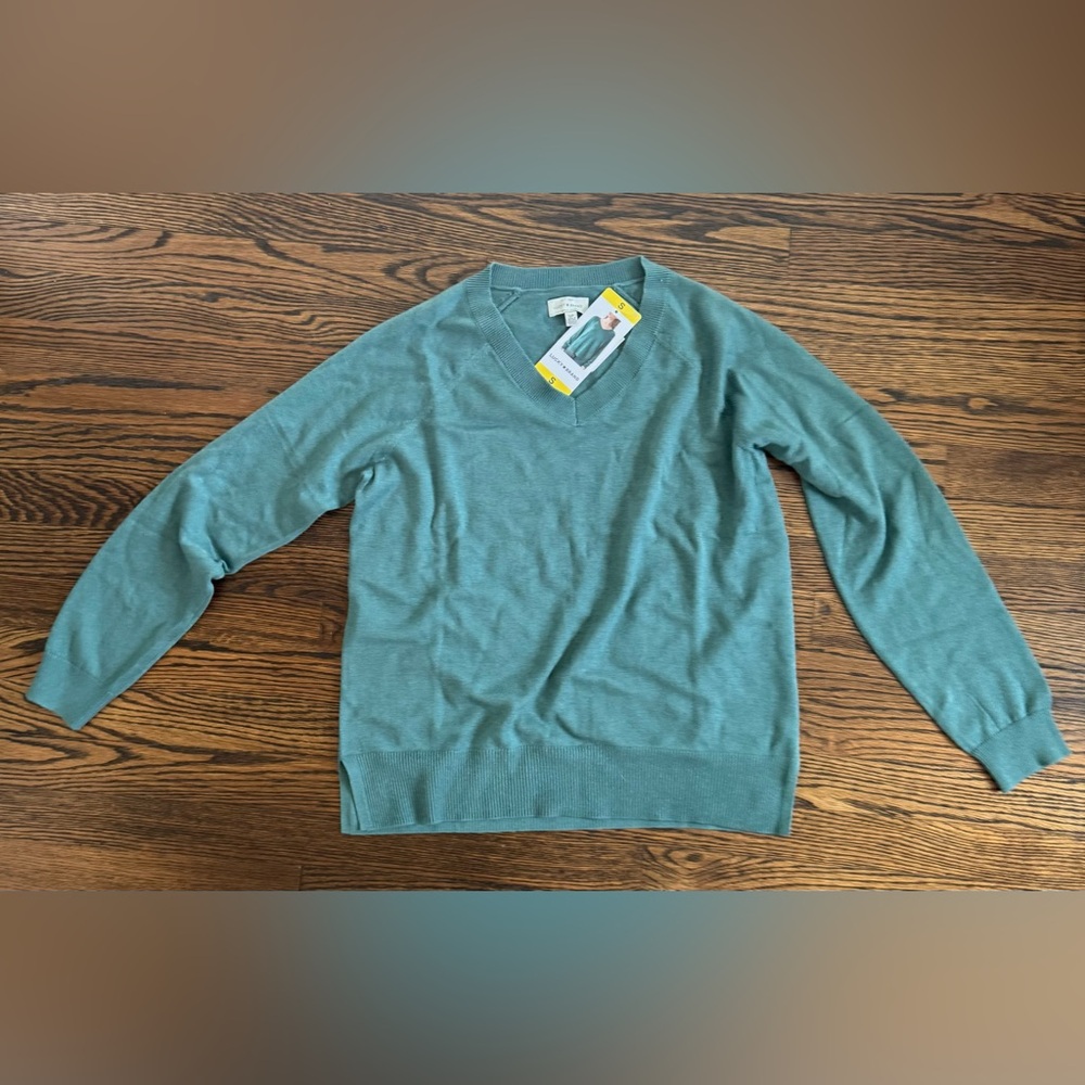 Brand New with Tags Lucky Brand sweater - Size Small Excellent